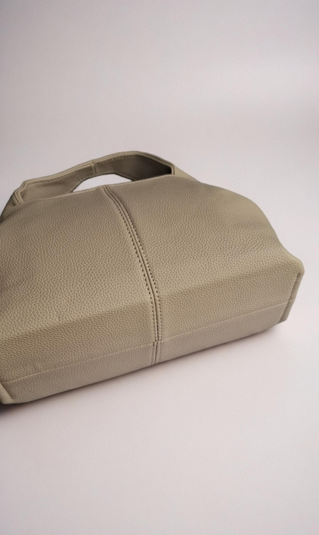Women Cloud Bag (Taupe)