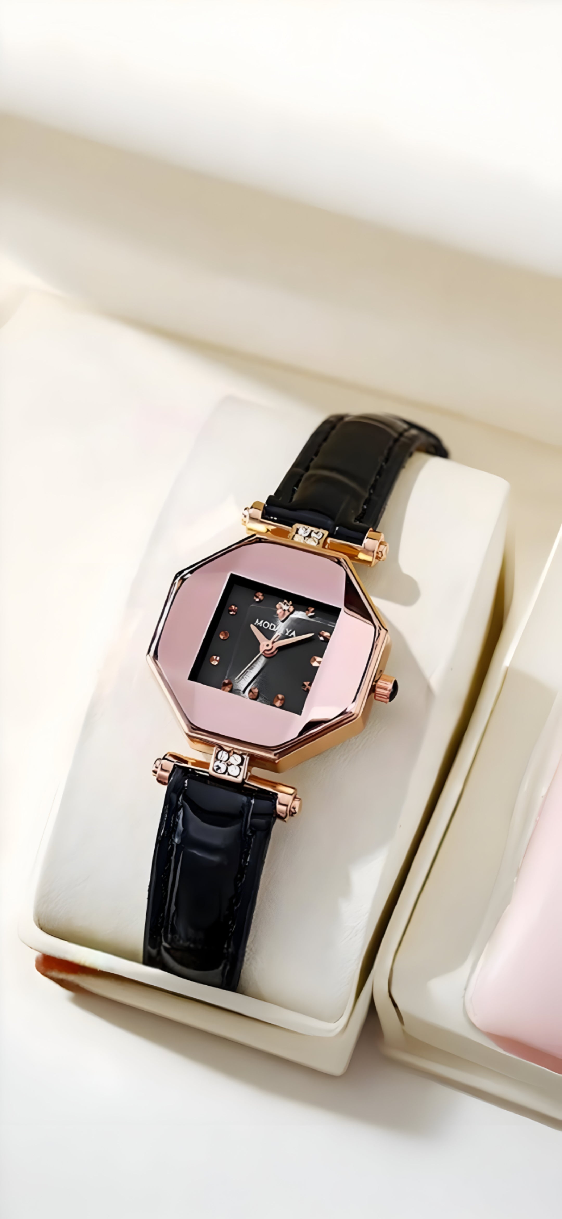 Poedagar Women's Quartz Watch